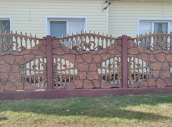 Забор "Камень" для загородного участка